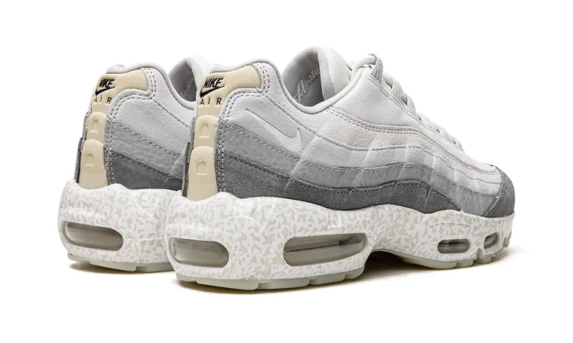 Nike Air Max Air Max 95 QS 'Light Bone-Glow in the Dark'